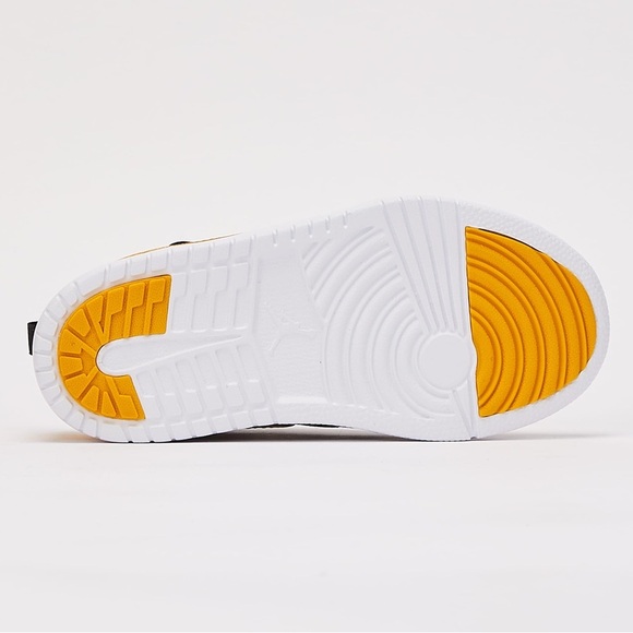 Jordan 1
Low
Yellow Ochre 
PS ALT
Brand new - Picture 4 of 5